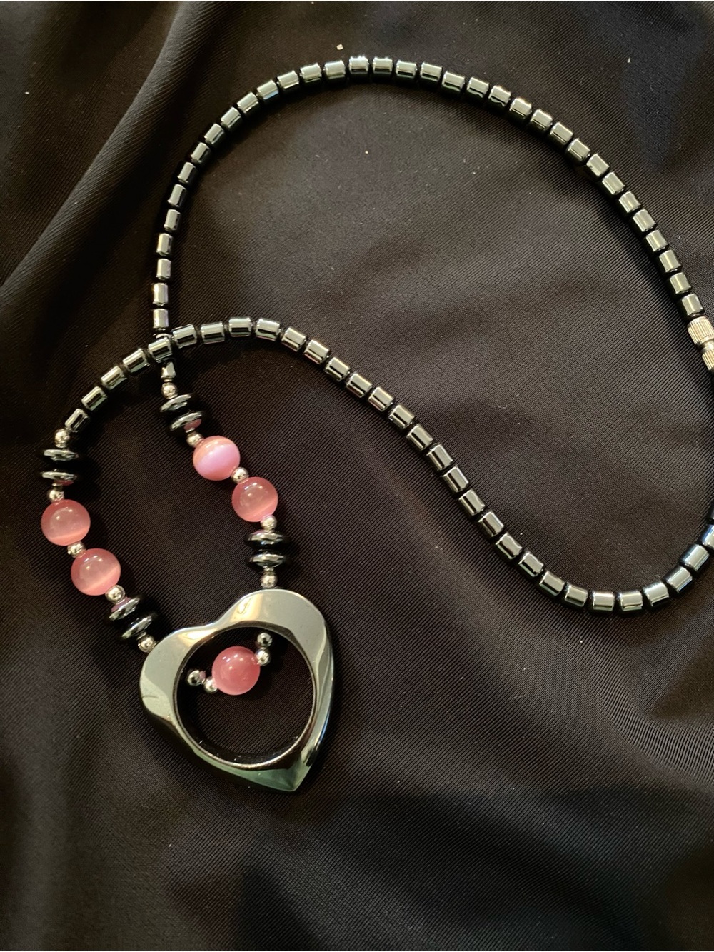 Heart Pendant Beaded Necklace - Pink and Silvery Black